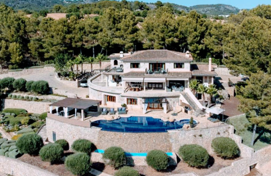 Luxuriöses Landhaus mit großem Grundstück oberhalb von Es Capdella | Ref.: 13626